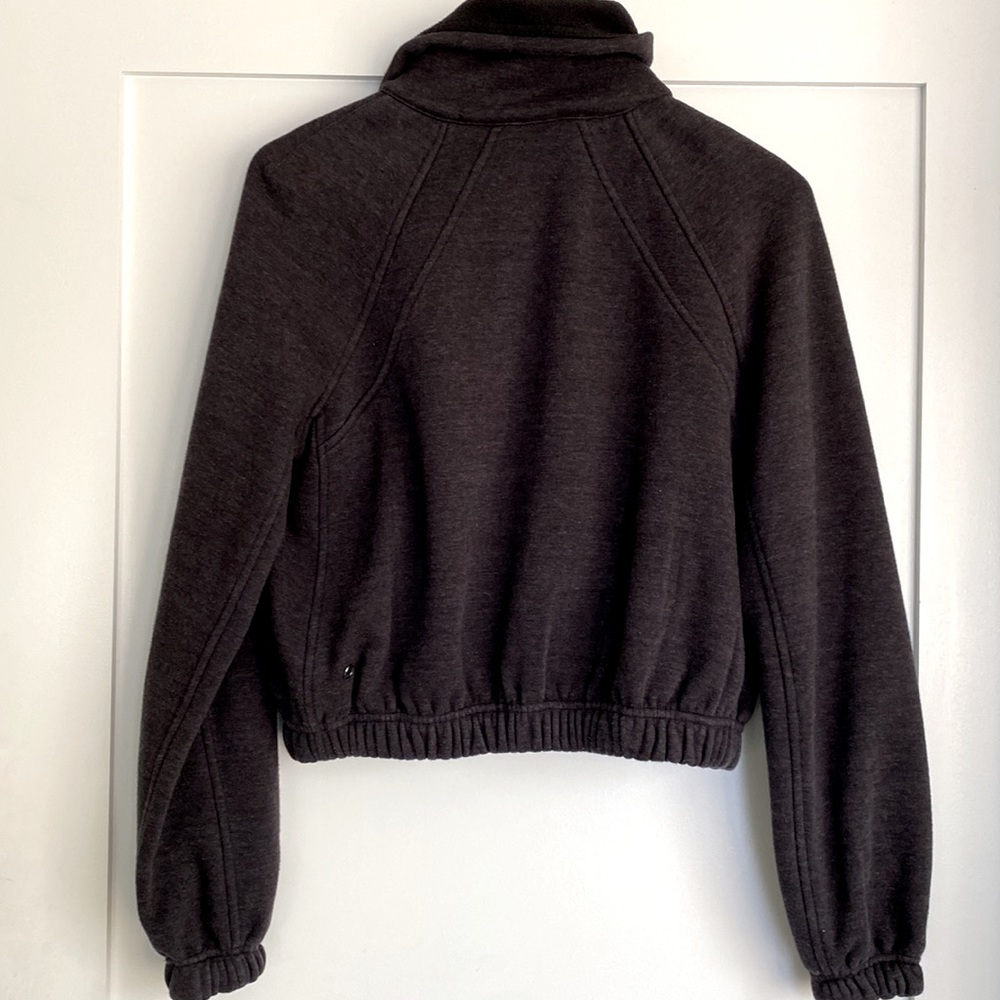 Lululemon Plush Times Jacket Heathered grey Core Black size 8 ⭐️⭐️⭐️⭐️ - Picture 4 of 16